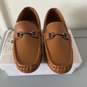 Little Boy size 1 (US) size EUR 31